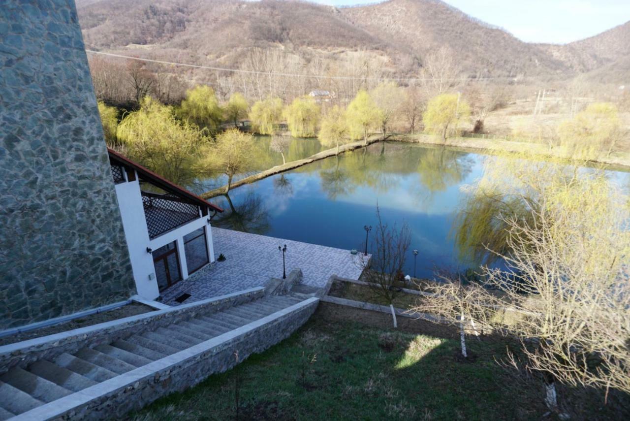 Conacul Lacurilor Hotel Băile Herculane Zewnętrze zdjęcie